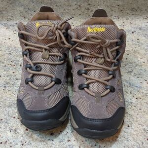 Northside Hiking Shoe- Youth Size 4